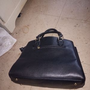 BCBG PURSE(BLACK LEATHER)